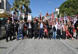 Yavuz Efe Adaylarını Tanıttı