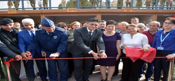 Aliağa’da Üretici Kadın Çarşısı Hizmete Açıldı