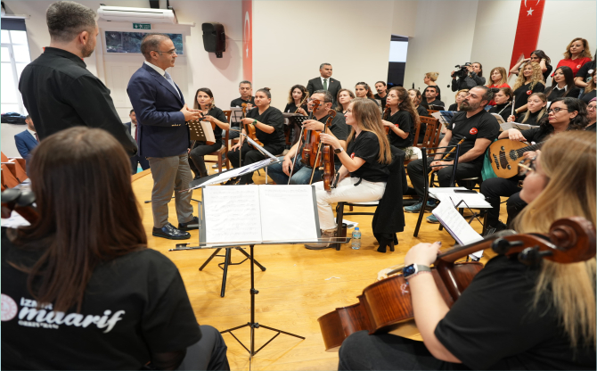 Maarif Orkestrası ve Halk Dansları Öğretmenlerden Sanat Ziyafeti