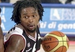 Reese Aliağa basketbol'da