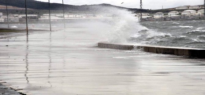 Kuzey Ege’de Fırtına Uyarısı