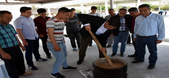 Kalabak’ta Geleneksel Keşkek Hayrı