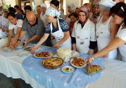 Aliağa'nın Yeni Aşçıları İş başında