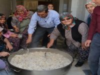 Aliağa’da Şehitler İçin Köy Hayrı Yemeği