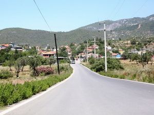 Mahallelere Hizmet Aralıksız Sürüyor